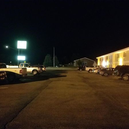 Bilmar Inn & Suites Dell Rapids Luaran gambar