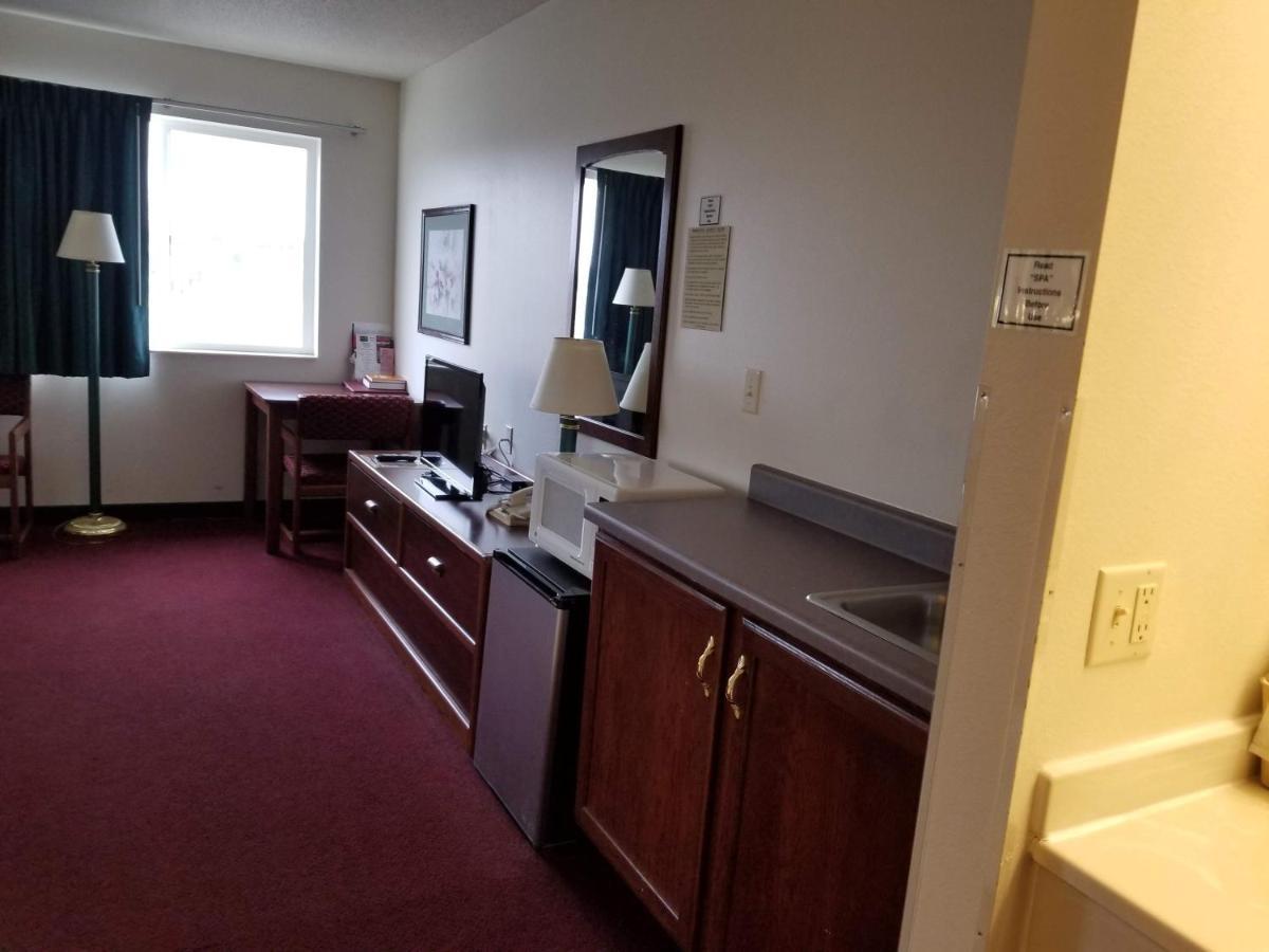 Bilmar Inn & Suites Dell Rapids Luaran gambar