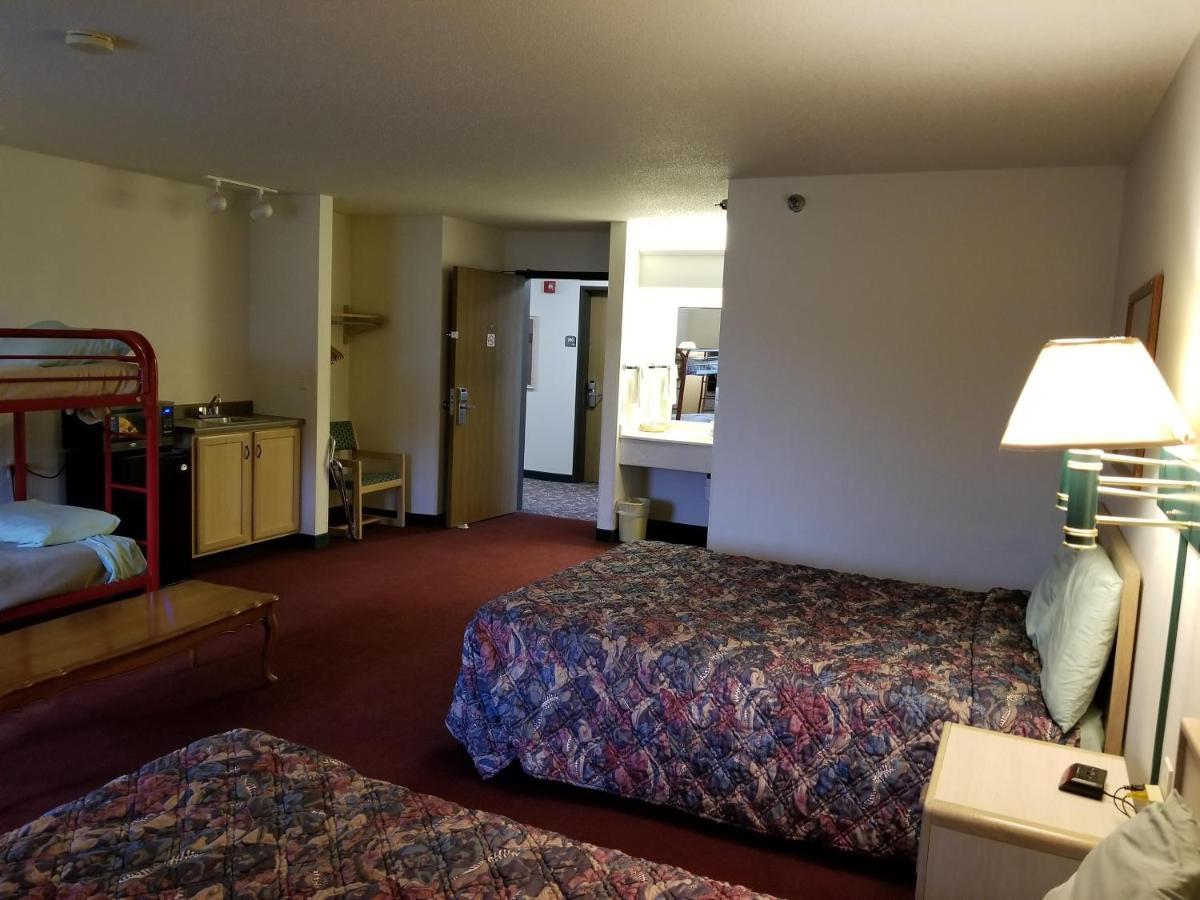 Bilmar Inn & Suites Dell Rapids Luaran gambar