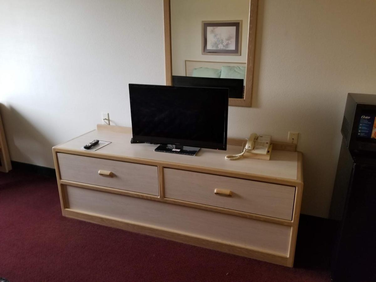 Bilmar Inn & Suites Dell Rapids Luaran gambar