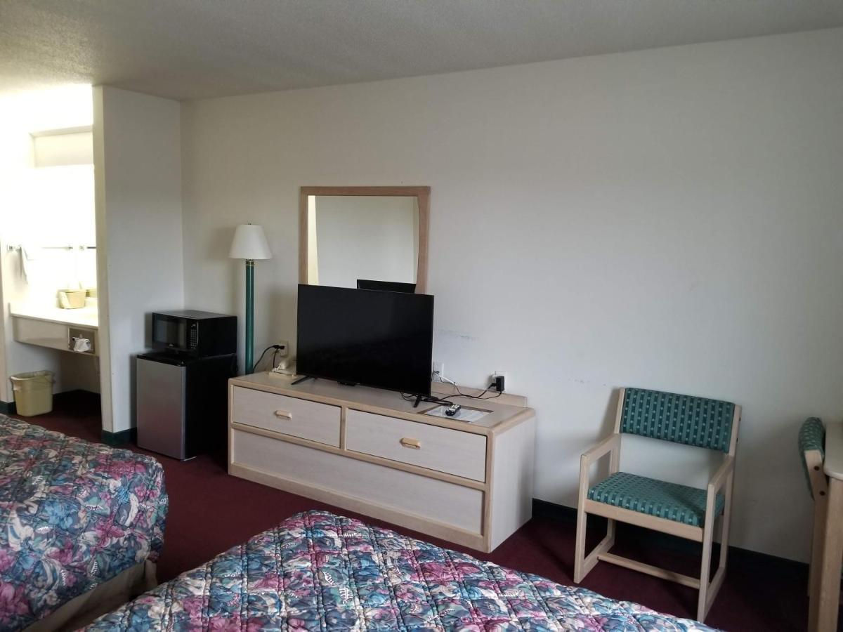 Bilmar Inn & Suites Dell Rapids Luaran gambar