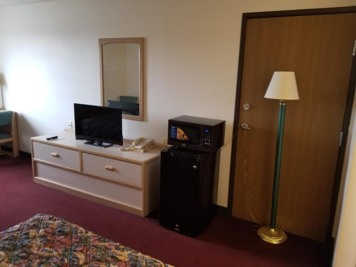 Bilmar Inn & Suites Dell Rapids Luaran gambar