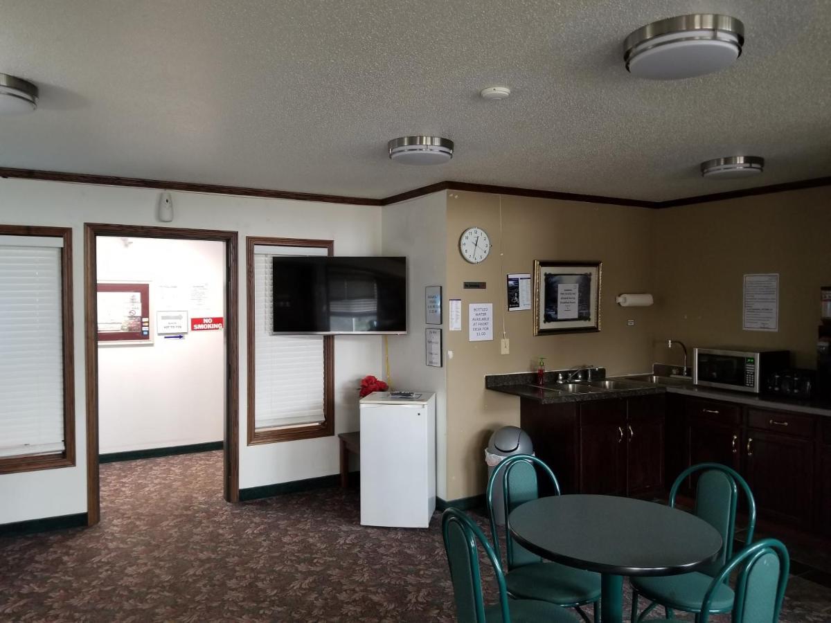 Bilmar Inn & Suites Dell Rapids Luaran gambar