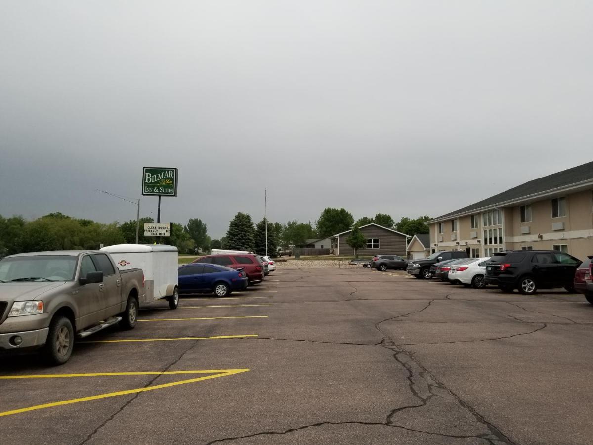 Bilmar Inn & Suites Dell Rapids Luaran gambar